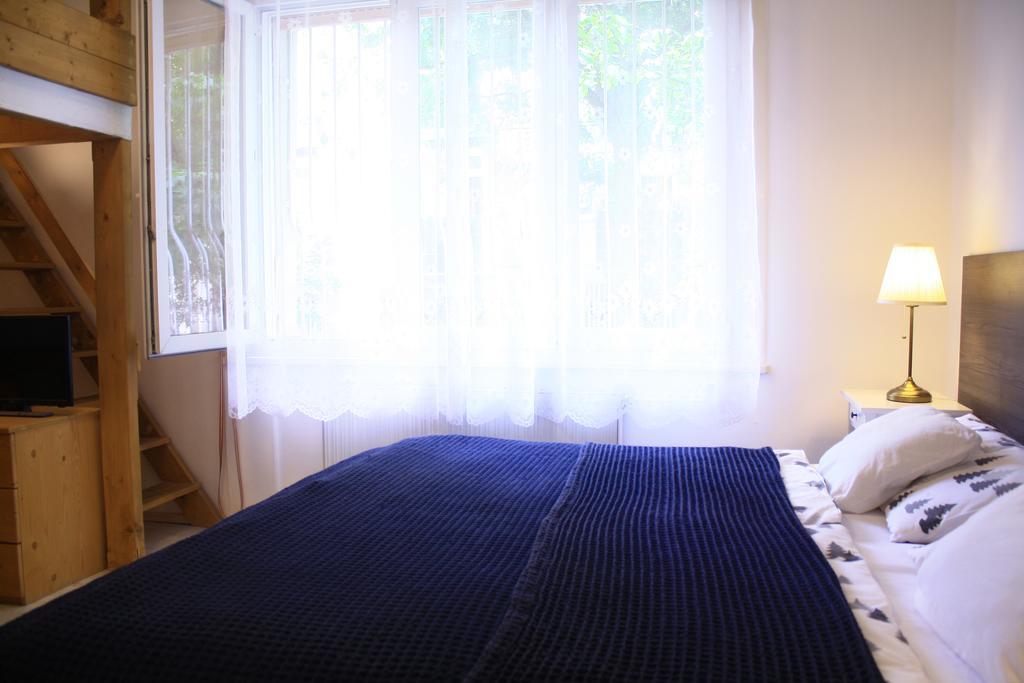 O-Ujlak Apartman Budapest Eksteriør billede